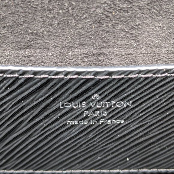 SOLD Louis Vuitton Black Epi Twist Crossbody Ba - Picture 6 of 10